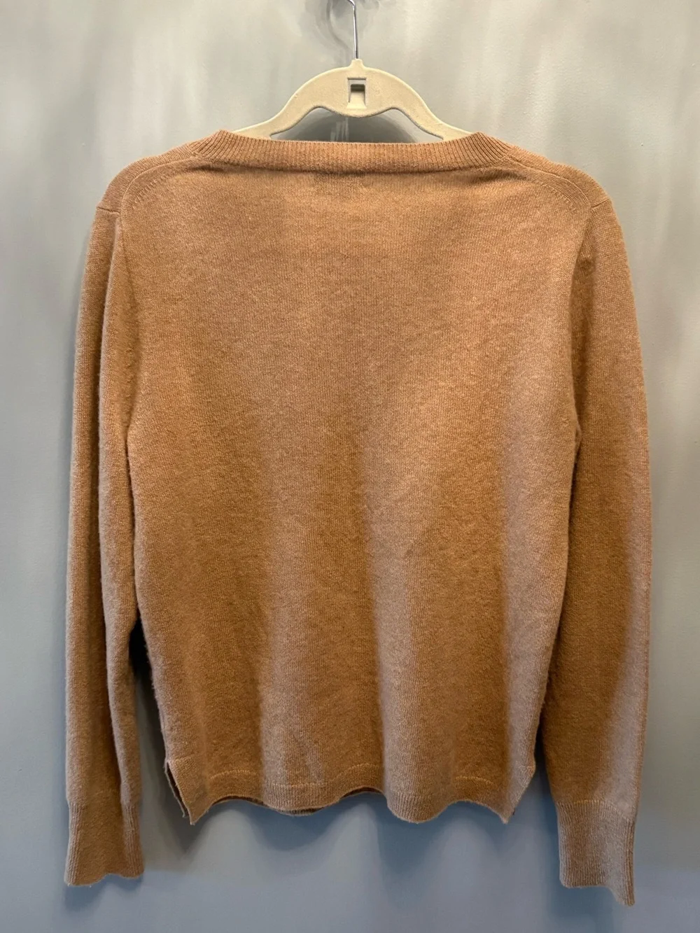 J. Crew everyday 100% cashmere crewneck sweater in heather camel- size M